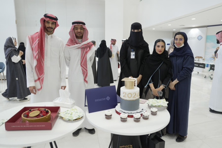 تدريب وطلاب جامعات
