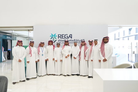 تدريب وطلاب جامعات